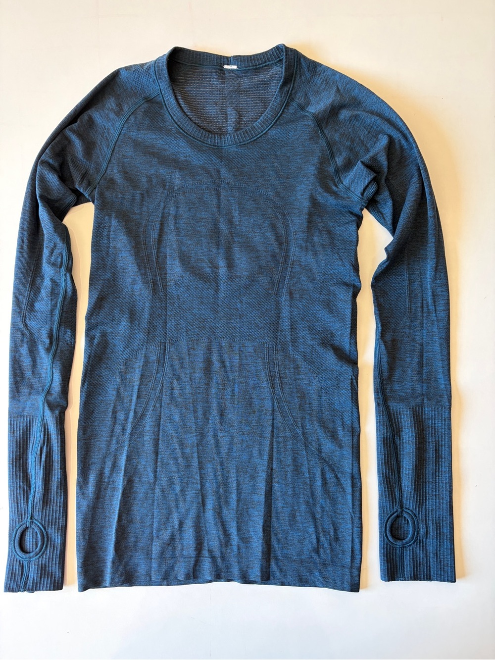 Lululemon blue swiftly tech long sleeve athletic workout tee shirt women’s small